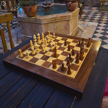 Ręcznie Wykonany Damasceński Stół do Szachów i Backgammona od Gaby Al Dayeh – Klasyczny Wzór Mozaiki