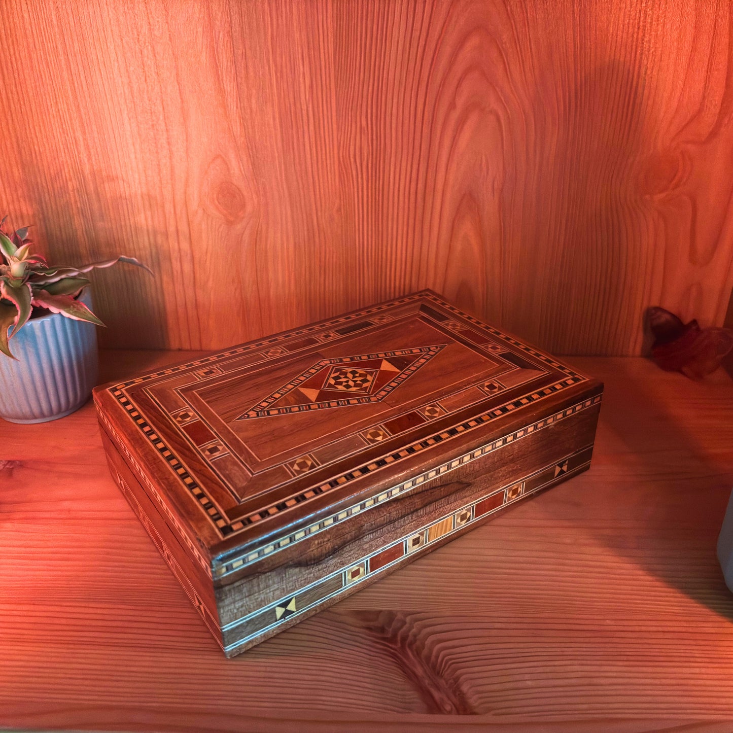 Caja de Joyas Damasquina de Madera – Arte Oriental Hecho a Mano