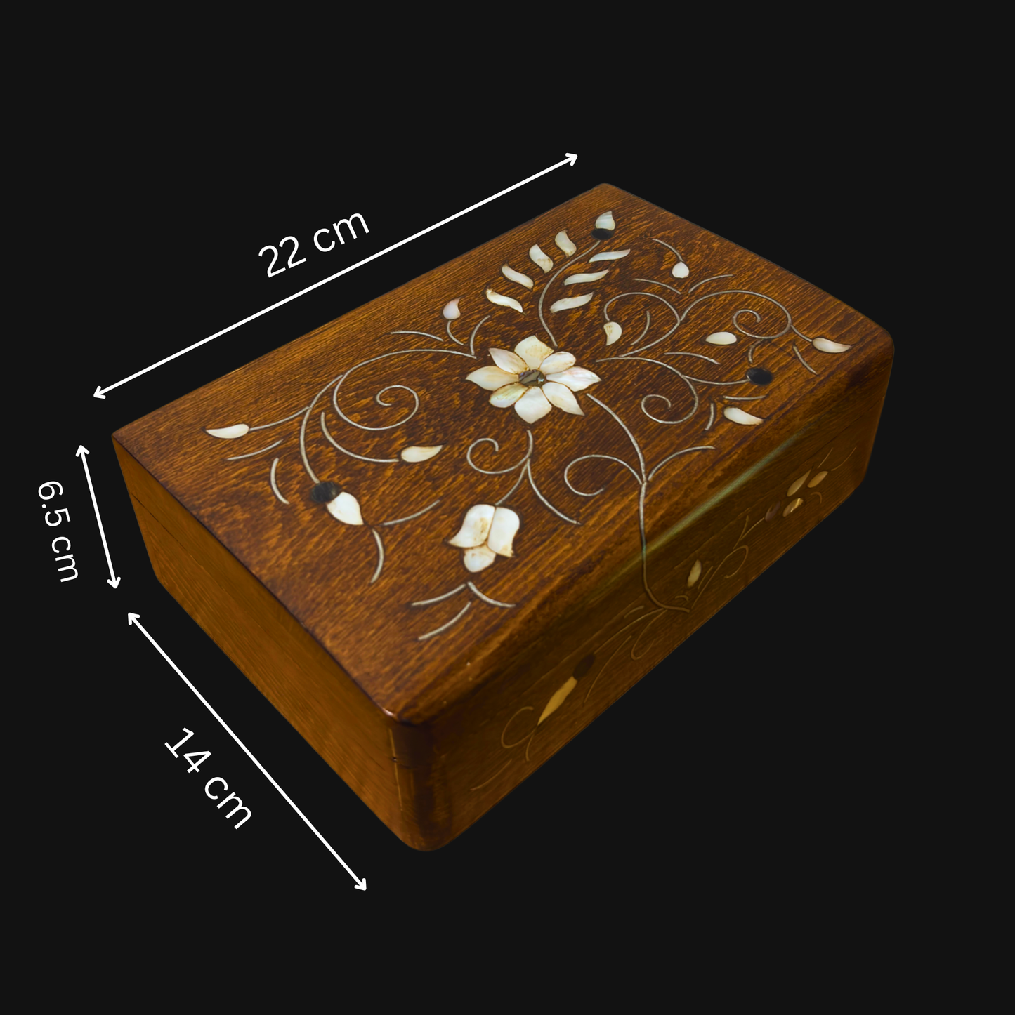 صندوق دمشقي فاخر – تطعيم بالصدف وبراعة المشغل العربي