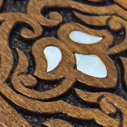 Luksusowa Ręcznie Rzeźbiona Szkatułka z Damaszku – Masa Perłowa & Aksamit