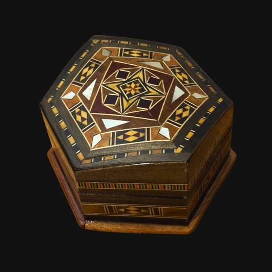 Boîte en Mosaïque Artisanale de Damas – Art Traditionnel & Velours